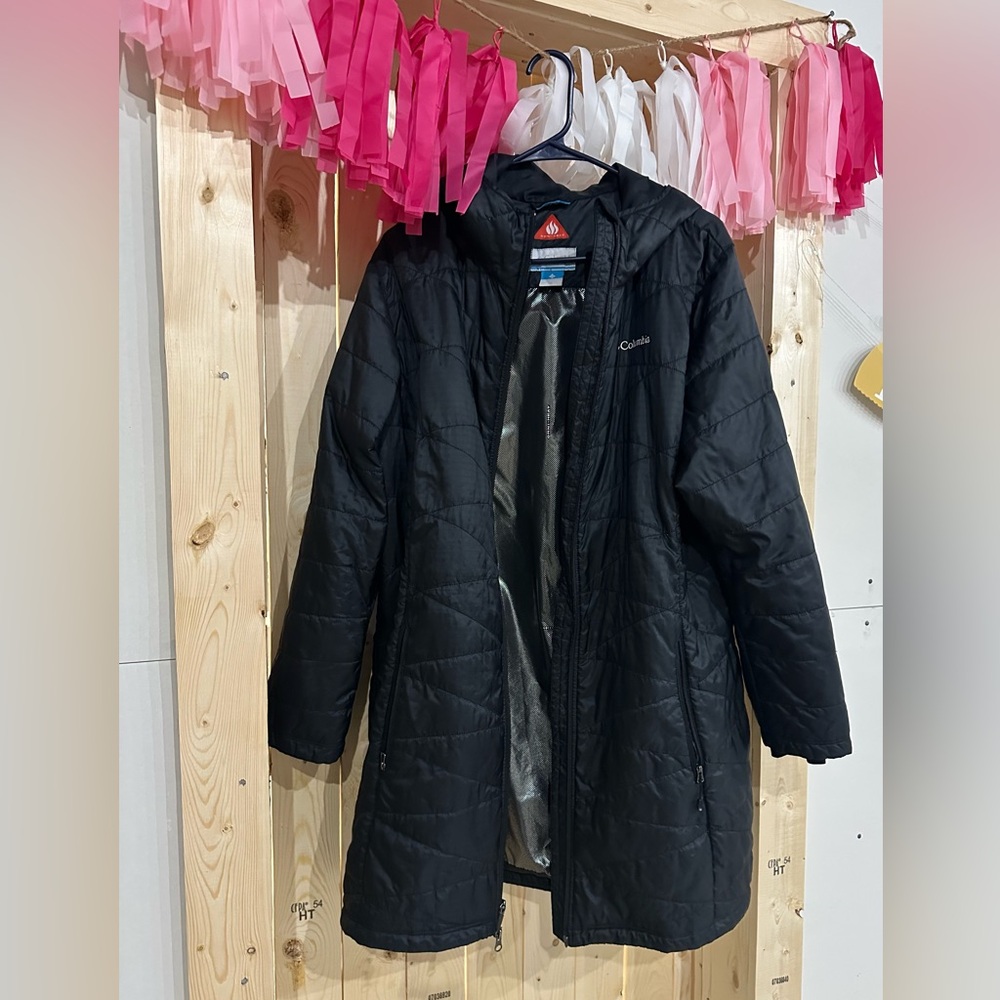 Women’s Columbia Omni-heat coat the longer version